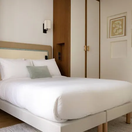 Luxurious Saint Honore By Onefinestay Апартаменты