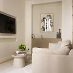 Luxurious Saint Honore By Onefinestay Апартаменты *