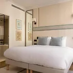 Апартаменты Luxurious Saint Honore By Onefinestay Париж