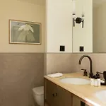 Luxurious Saint Honore By Onefinestay * Париж