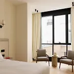 Luxurious Saint Honore By Onefinestay *