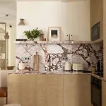 Luxurious Saint Honore By Onefinestay *
