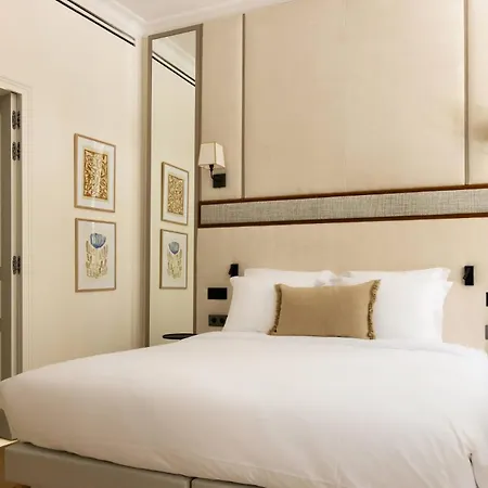 Luxurious Saint Honore By Onefinestay