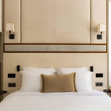 Luxurious Saint Honore By Onefinestay Paris