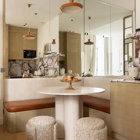 Luxurious Saint Honore By Onefinestay * Paris