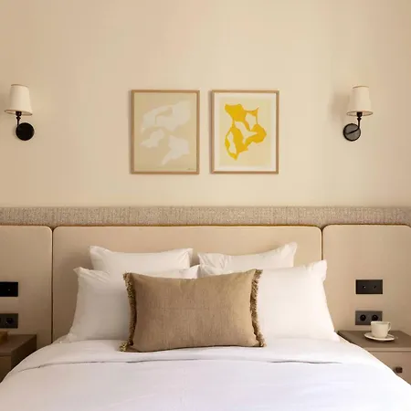 Luxurious Saint Honore By Onefinestay * Paris