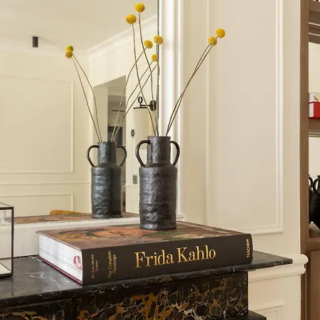 Daire Luxurious Saint Honore By Onefinestay Paris
