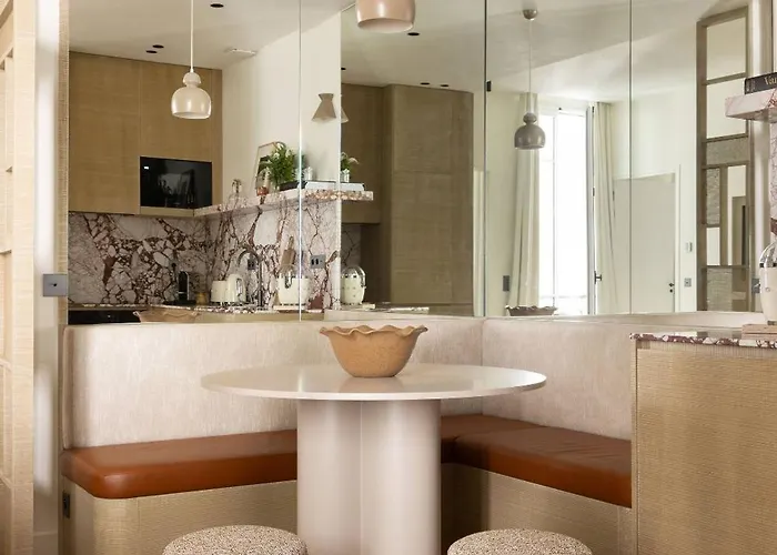 Luxurious Saint Honore By Onefinestay * Parigi